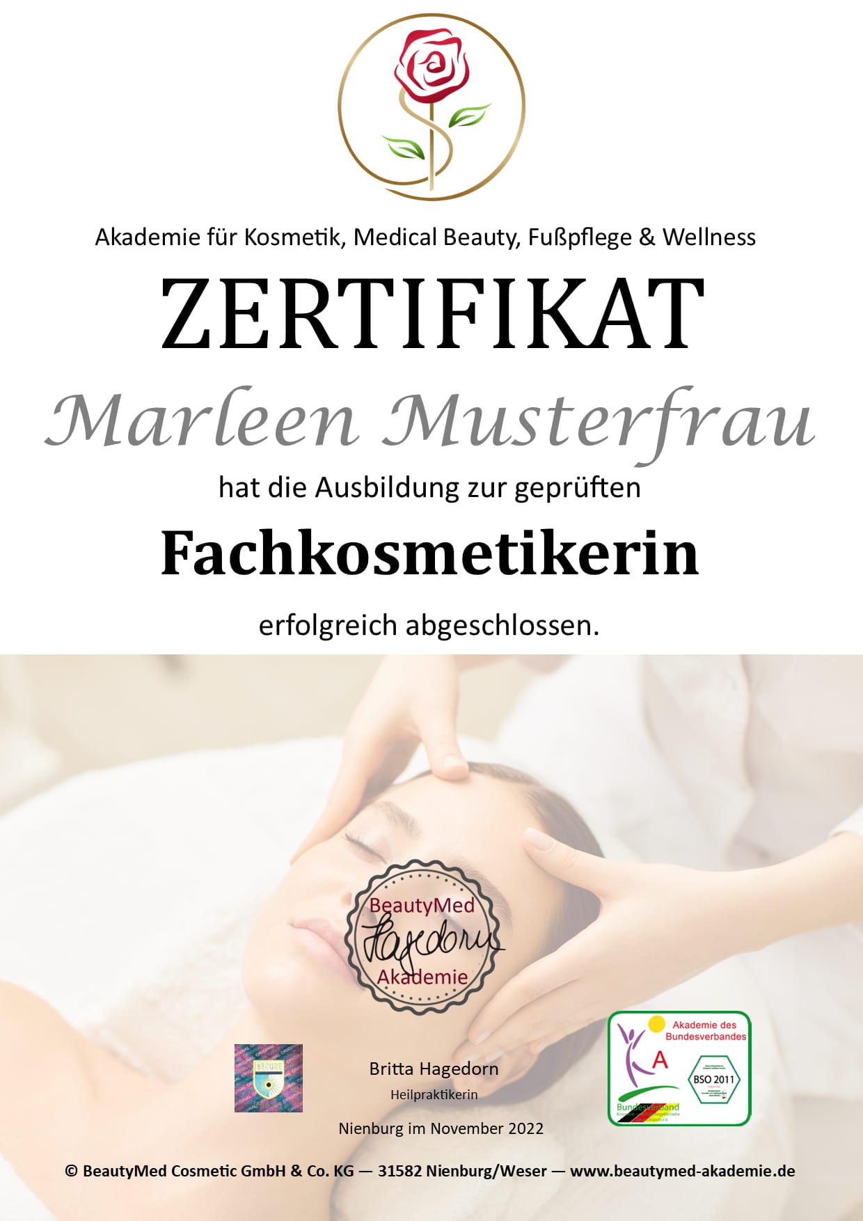 Präsenz-Ausbildung zur Kosmetikerin "GOLD"